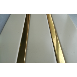 Реечный алюминиевый потолок Allux бежевый матовый - золото зеркальное комплект 200 см х 350 см лучшая модель в Харькове